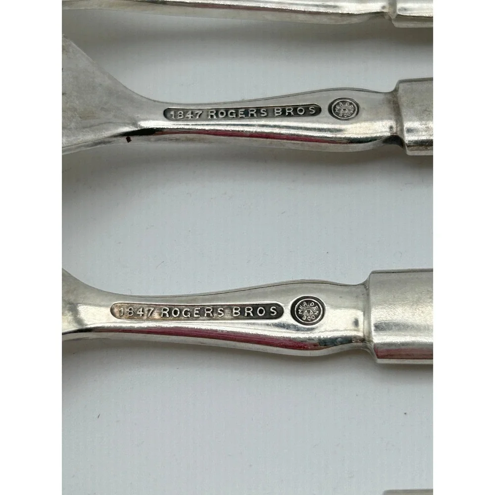 1847 Rogers Bros Forks Set of 6, Windsor Silverplate, Monogram E Antique